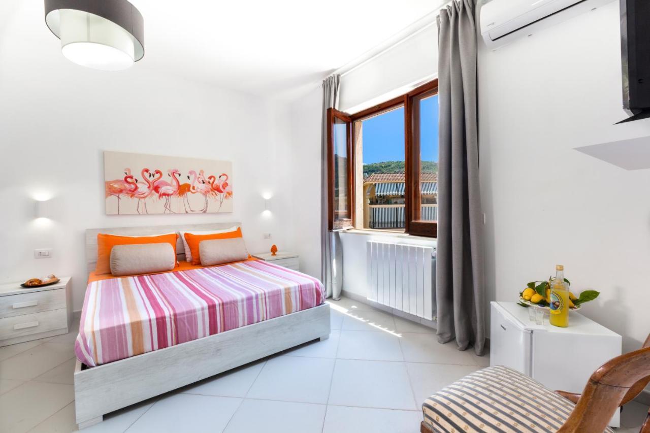Estate4Home - Sofia Flora Piano di Sorrento Eksteriør billede