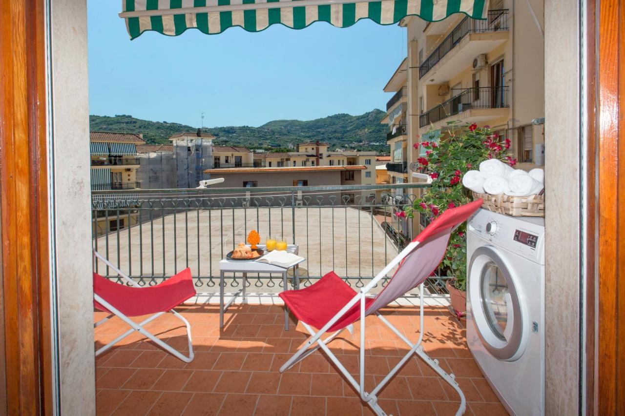 Estate4Home - Sofia Flora Piano di Sorrento Eksteriør billede