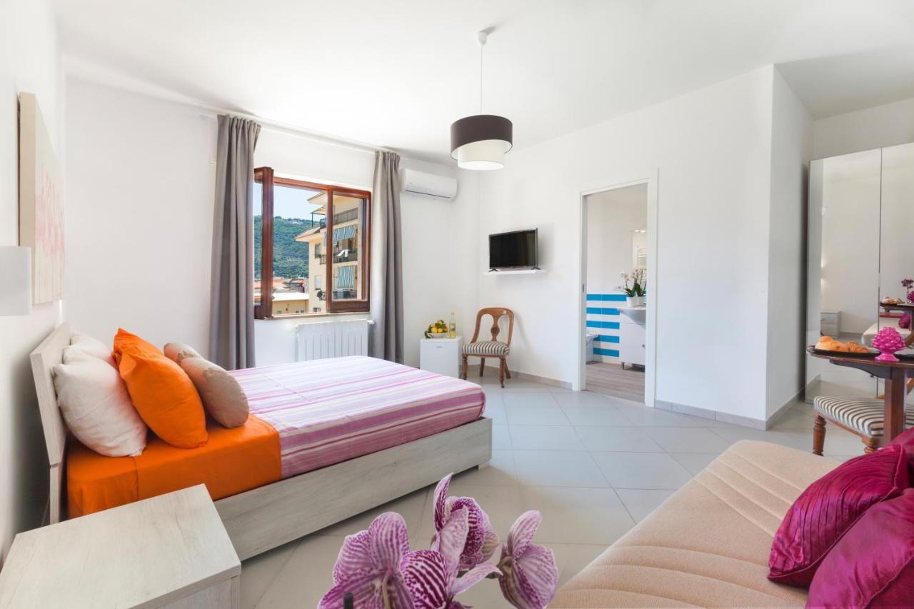 Estate4Home - Sofia Flora Piano di Sorrento Eksteriør billede