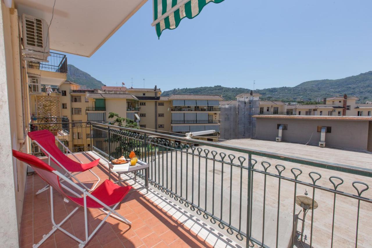 Estate4Home - Sofia Flora Piano di Sorrento Eksteriør billede